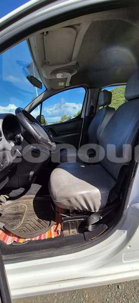 Big with watermark peugeot partner sud noumea 5150