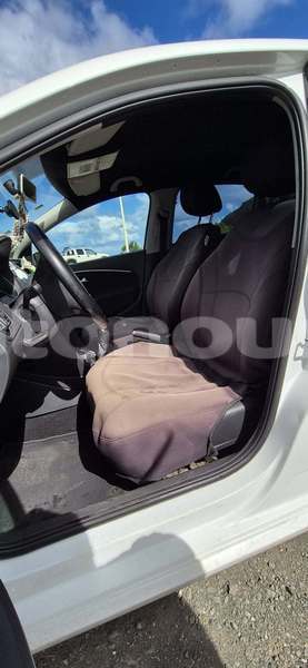 Big with watermark volkswagen polo sud noumea 5152