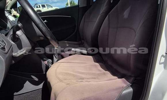 Buy Used Volkswagen Polo White Car in Noumea in Sud Buy Used Volkswagen Polo White Car in Noumea in Sud