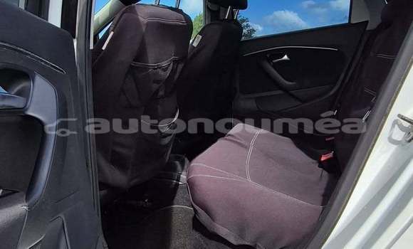 Buy Used Volkswagen Polo White Car in Noumea in Sud Buy Used Volkswagen Polo White Car in Noumea in Sud