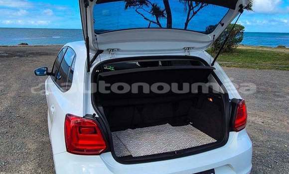 Buy Used Volkswagen Polo White Car in Noumea in Sud Buy Used Volkswagen Polo White Car in Noumea in Sud