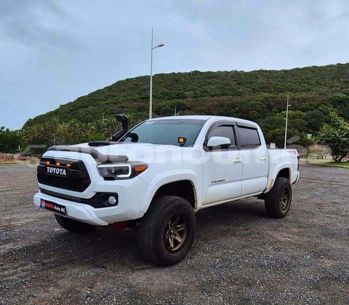 Big with watermark toyota tacoma sud noumea 5156