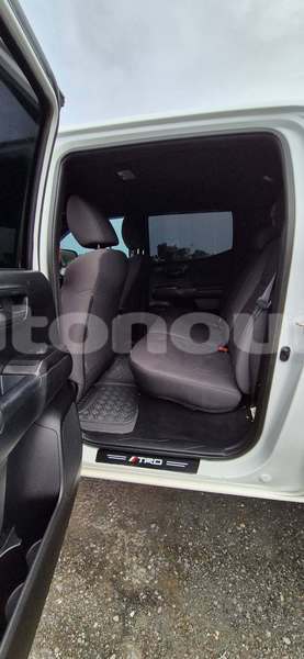 Big with watermark toyota tacoma sud noumea 5156