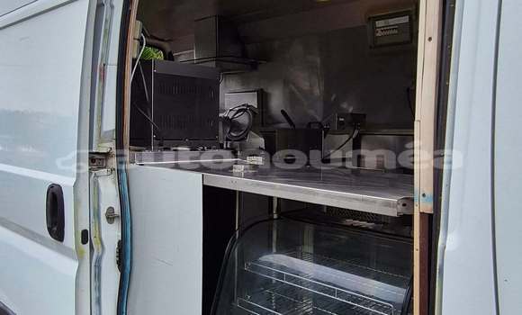 Buy Used Citroen Jumper White Truck in Noumea in Sud Buy Used Citroen Jumper White Truck in Noumea in Sud