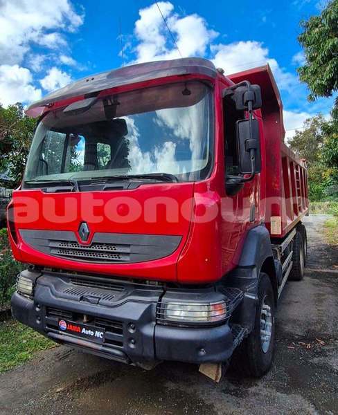 Big with watermark renault g300 sud noumea 5165
