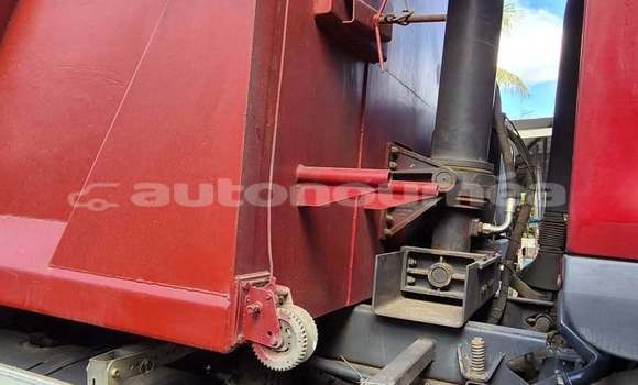 Buy Used Renault G300 Red Truck in Noumea in Sud Buy Used Renault G300 Red Truck in Noumea in Sud