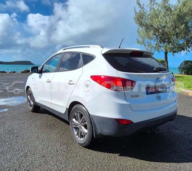 Big with watermark hyundai ix35 sud noumea 5166