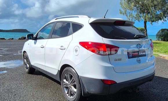 Acheter Occasion Voiture Hyundai ix35 Blanc à Noumea, Sud Acheter Occasion Voiture Hyundai ix35 Blanc à Noumea, Sud
