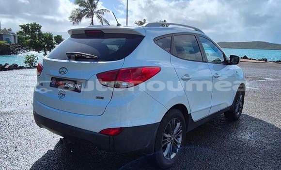 Acheter Occasion Voiture Hyundai ix35 Blanc à Noumea, Sud Acheter Occasion Voiture Hyundai ix35 Blanc à Noumea, Sud