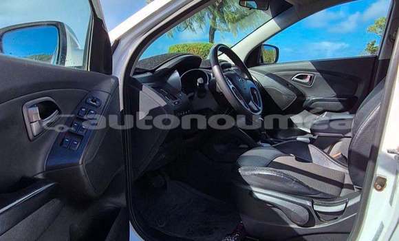 Acheter Occasion Voiture Hyundai ix35 Blanc à Noumea, Sud Acheter Occasion Voiture Hyundai ix35 Blanc à Noumea, Sud