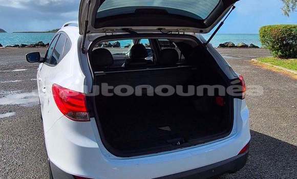 Acheter Occasion Voiture Hyundai ix35 Blanc à Noumea, Sud Acheter Occasion Voiture Hyundai ix35 Blanc à Noumea, Sud