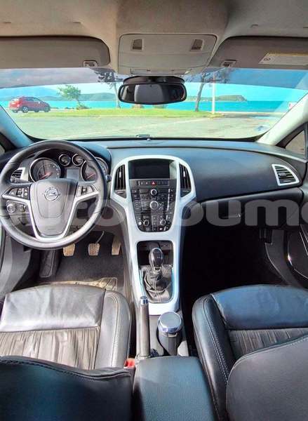 Big with watermark opel corsa sud noumea 5168