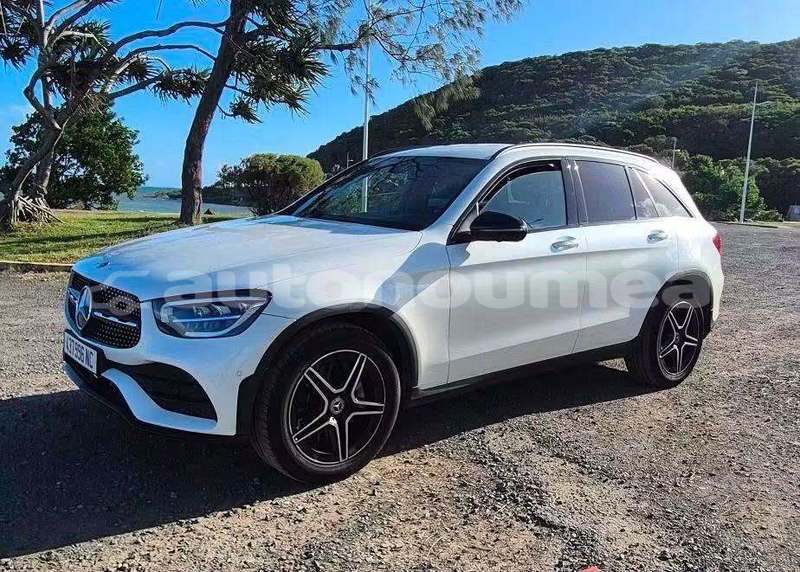 Big with watermark mercedes benz glc sud noumea 5082