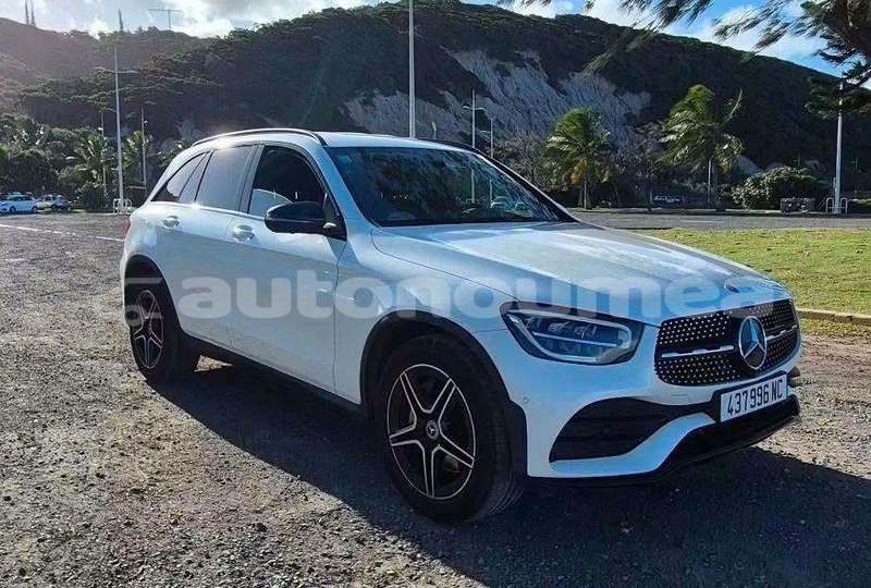 Big with watermark mercedes benz glc sud noumea 5082