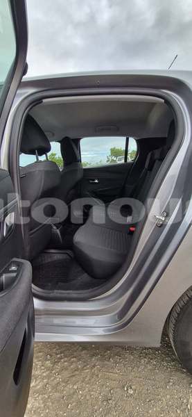 Big with watermark peugeot 208 sud noumea 5177