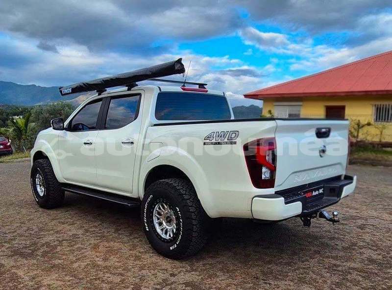 Big with watermark nissan navara sud noumea 5178