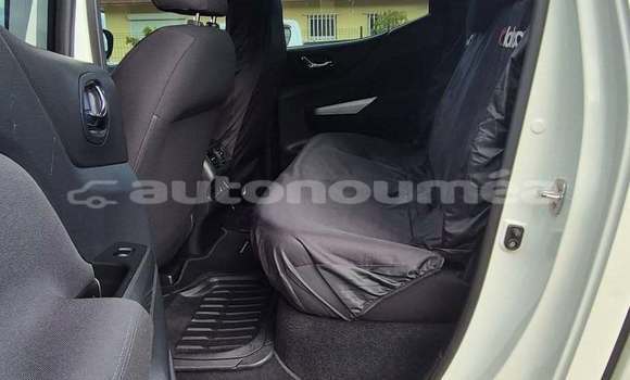 Acheter Occasion Voiture Nissan Navara Blanc à Noumea, Sud Acheter Occasion Voiture Nissan Navara Blanc à Noumea, Sud