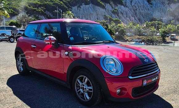 Acheter Occasion Voiture MINI One Rouge à Noumea, Sud Acheter Occasion Voiture MINI One Rouge à Noumea, Sud