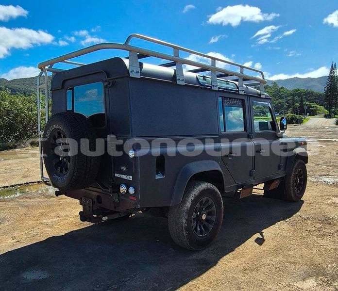 Big with watermark land rover defender sud noumea 5187