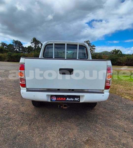 Big with watermark mazda bt50 sud noumea 5191