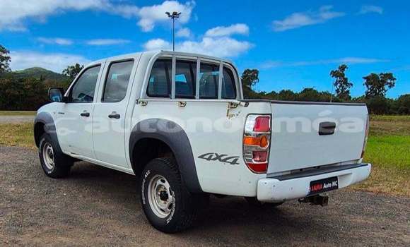 Acheter Occasion Voiture Mazda BT50 Blanc à Noumea, Sud Acheter Occasion Voiture Mazda BT50 Blanc à Noumea, Sud