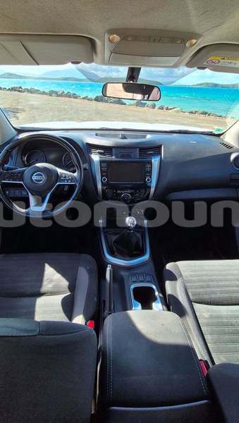 Big with watermark nissan navara sud noumea 5193
