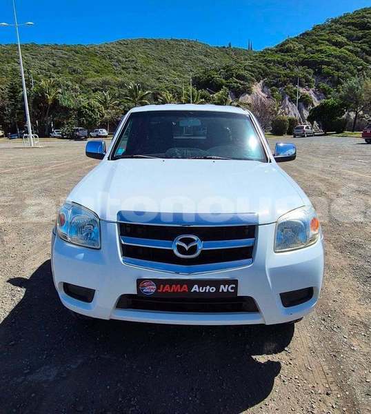 Big with watermark mazda bt50 sud noumea 5194