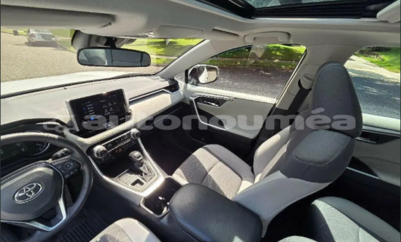 Acheter Occasion Voiture Toyota RAV4 Blanc à Canala, Nord Acheter Occasion Voiture Toyota RAV4 Blanc à Canala, Nord