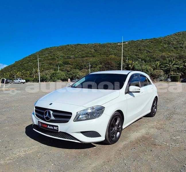 Big with watermark mercedes benz a200 sud noumea 5197