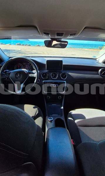 Big with watermark mercedes benz a200 sud noumea 5197