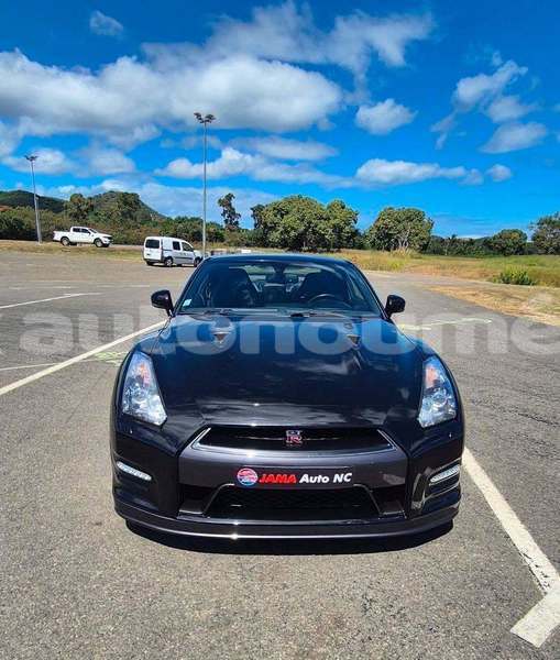 Big with watermark nissan gt r sud noumea 5199