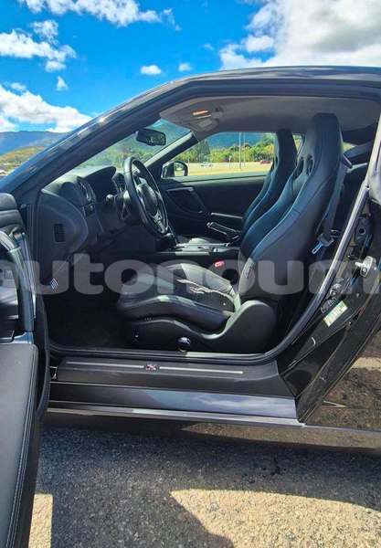 Big with watermark nissan gt r sud noumea 5199