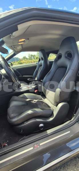Big with watermark nissan gt r sud noumea 5199