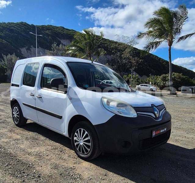 Big with watermark renault kangoo sud noumea 5200