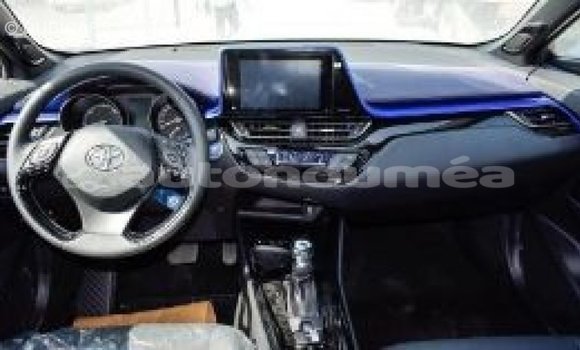 Buy Import Toyota C-HR Other Car in Import - Dubai in Iles Buy Import Toyota C-HR Other Car in Import - Dubai in Iles