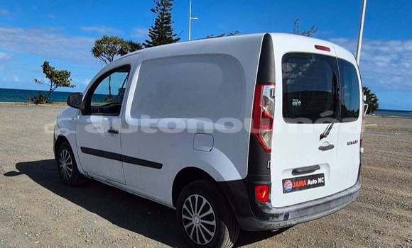 Acheter Occasion Voiture Renault Kangoo Blanc à Noumea, Sud Acheter Occasion Voiture Renault Kangoo Blanc à Noumea, Sud