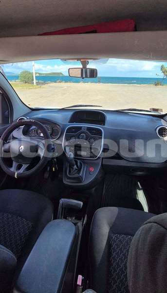 Big with watermark renault kangoo sud noumea 5200