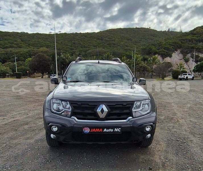Big with watermark renault 20 sud noumea 5201