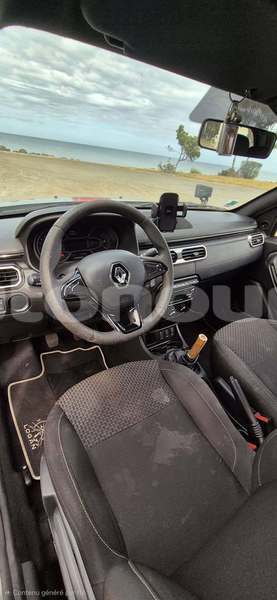 Big with watermark renault 20 sud noumea 5201