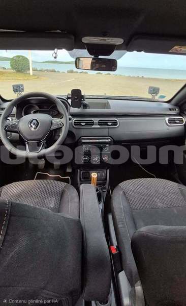 Big with watermark renault 20 sud noumea 5201