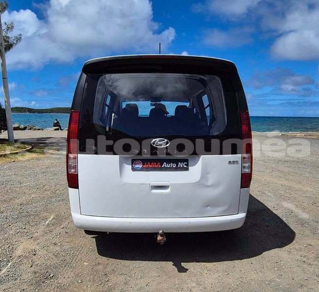 Big with watermark hyundai sonata sud noumea 5215