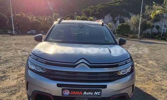 Buy Used Citroen C5 Aircross Silver Car in Noumea in Sud Buy Used Citroen C5 Aircross Silver Car in Noumea in Sud
