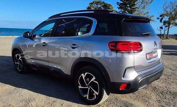 Buy Used Citroen C5 Aircross Silver Car in Noumea in Sud Buy Used Citroen C5 Aircross Silver Car in Noumea in Sud