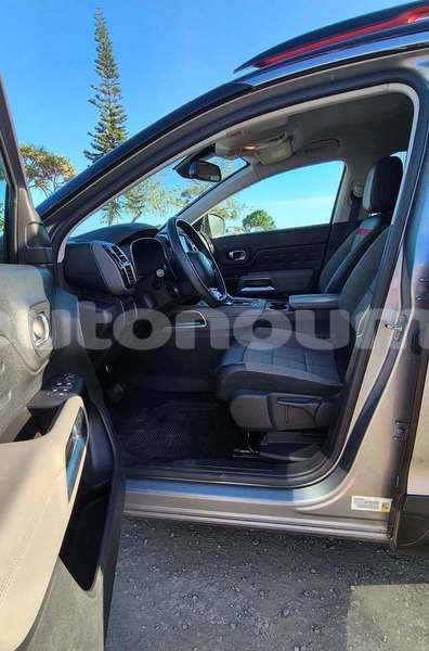 Big with watermark citroen c5 aircross sud noumea 5216