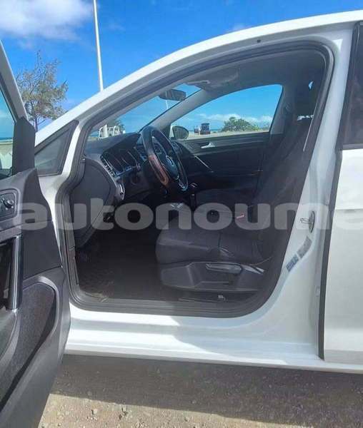 Big with watermark volkswagen golf sud noumea 5217