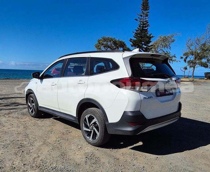 Big with watermark toyota rush sud noumea 5218