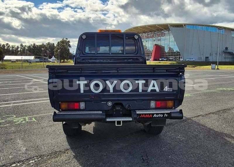Big with watermark toyota land cruiser sud noumea 5219
