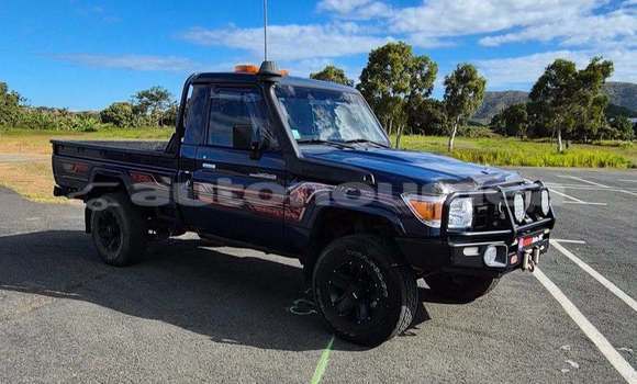 Acheter Occasion Voiture Toyota Land Cruiser Noir à Noumea, Sud Acheter Occasion Voiture Toyota Land Cruiser Noir à Noumea, Sud