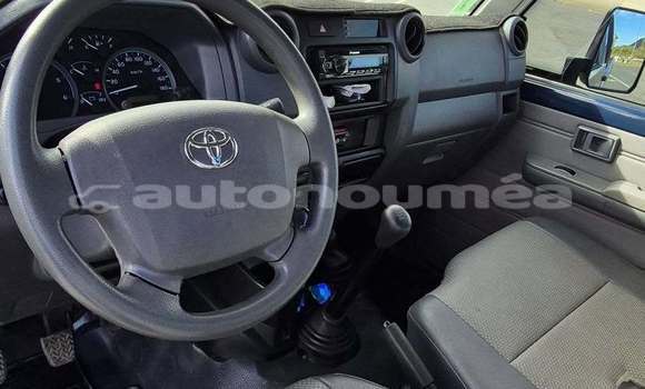 Acheter Occasion Voiture Toyota Land Cruiser Noir à Noumea, Sud Acheter Occasion Voiture Toyota Land Cruiser Noir à Noumea, Sud