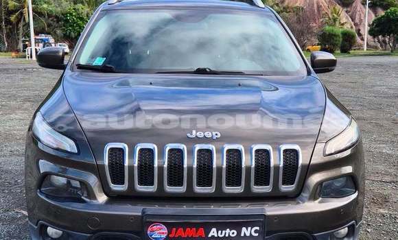 Acheter Occasion Voiture Jeep Cherokee Marron à Noumea, Sud Acheter Occasion Voiture Jeep Cherokee Marron à Noumea, Sud